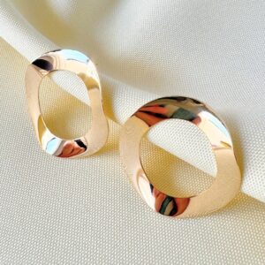 Brinco Argola Frontal Ondulada Banho Dourado