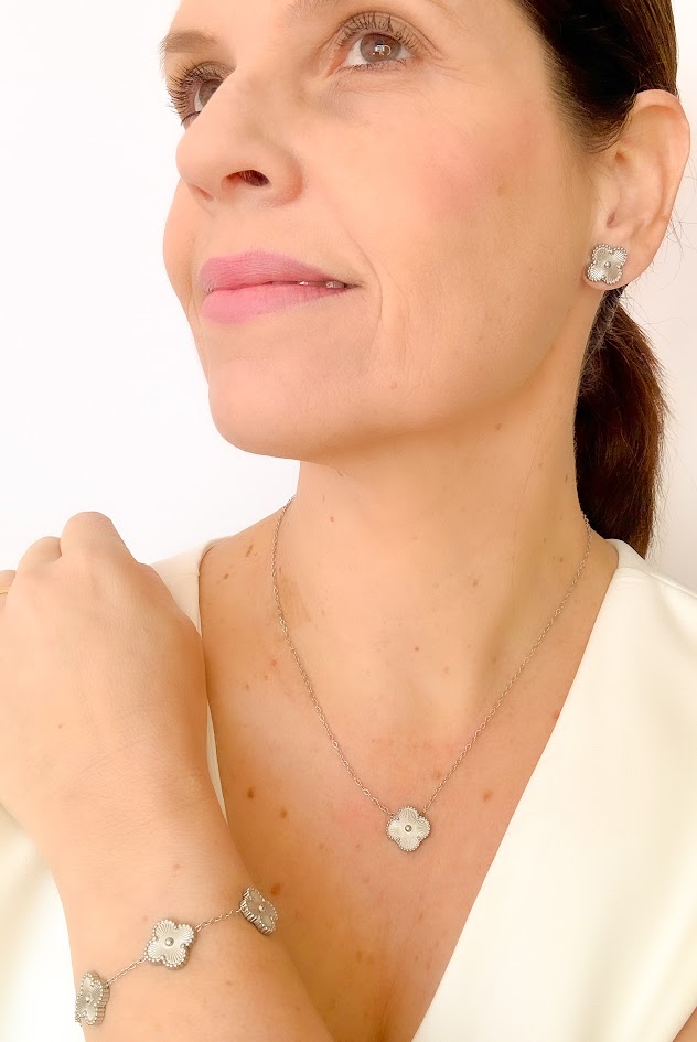 Pulseira Trevo Banho Branco