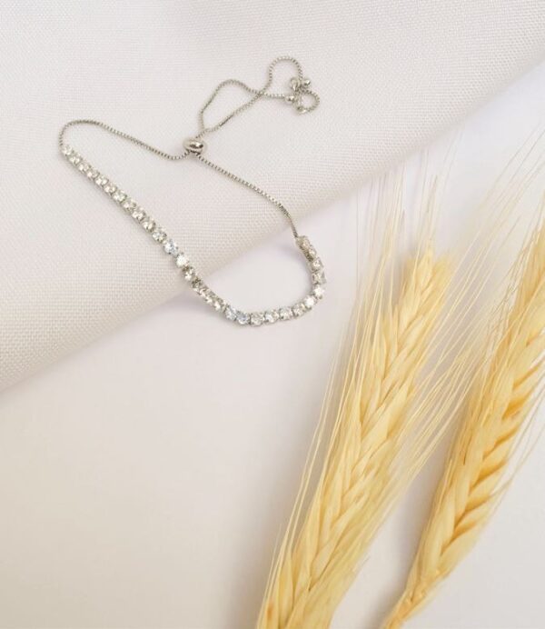 Pulseira Ajustável com Zircônias Banho Branco