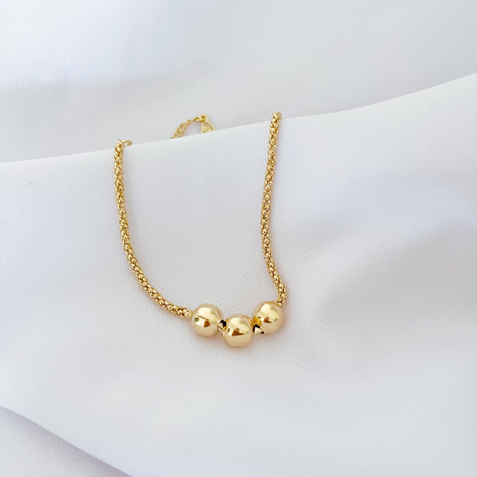 Pulseira Rabo de Rato com Bolas Banho Dourado