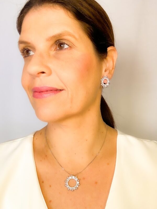 Conjunto Círculo Vazado com Cristais Banho Branco - Image 2