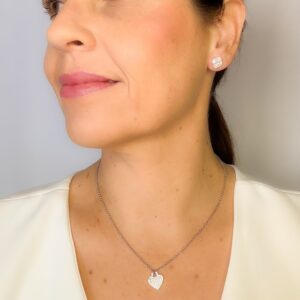 Colar Coração Cravejado com Zircônias Banho Branco