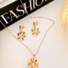 Conjunto Flor com Zircônia Banho Dourado