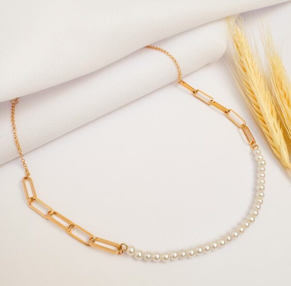 Colar Esferas Cartier e Elos com Pérolas Banho Dourado - Image 2