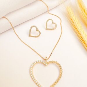 Conjunto Coração com Zircônias Banho Dourado