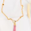 Colar Longo com Franja Rosa e Medalhas Banho Dourado - Image 3
