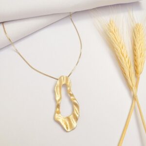 Colar com Pingente de Aro Orgânico Banho Dourado