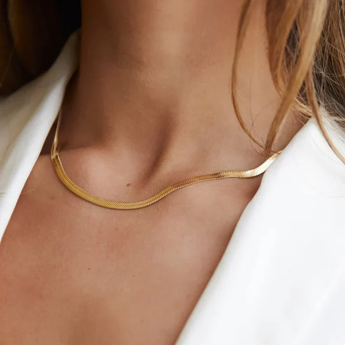 Choker Malha Fita Banho Dourado 4mm
