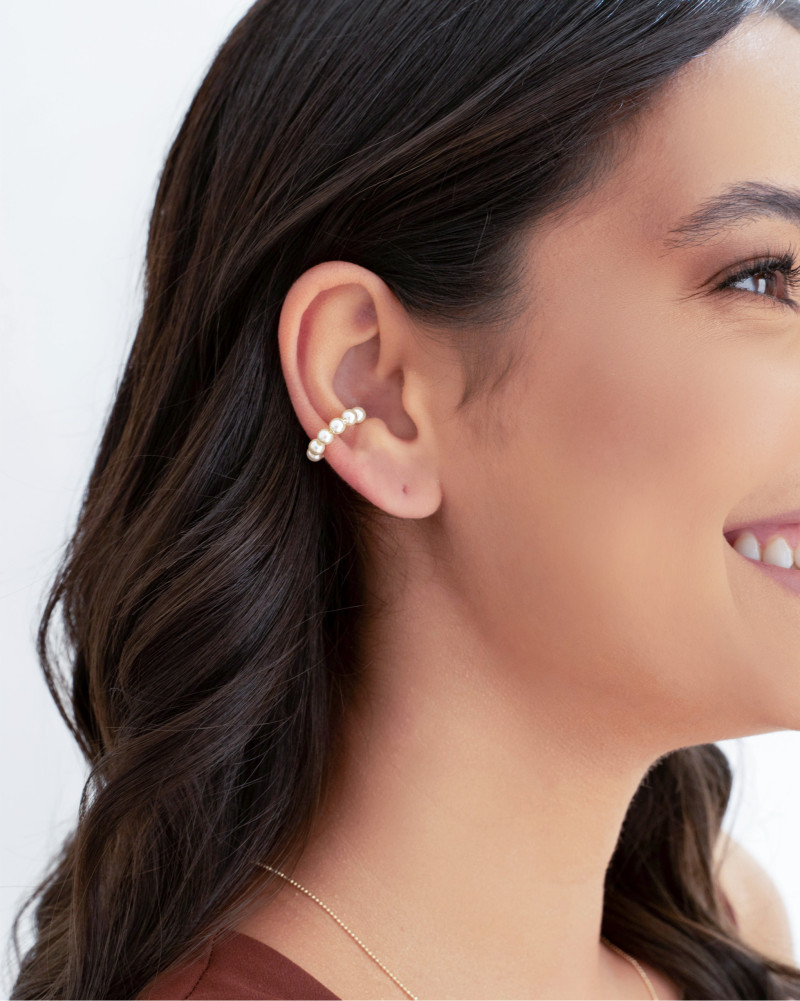 Piercing de Pérolas Banho Dourado