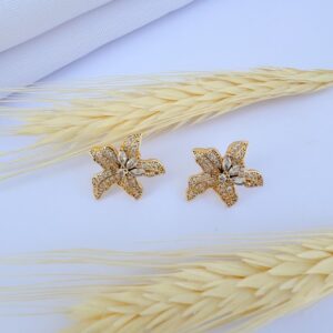 Brinco de Flor com Cristais e Zircônia Banho Dourado