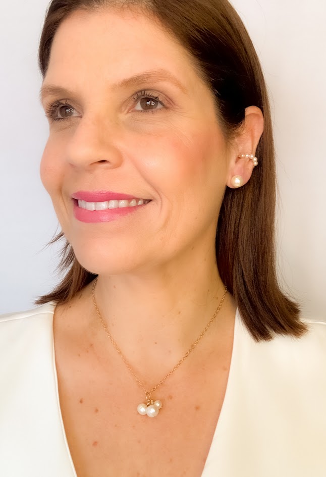 Colar com Três Pérolas Barrocas Banho Dourado