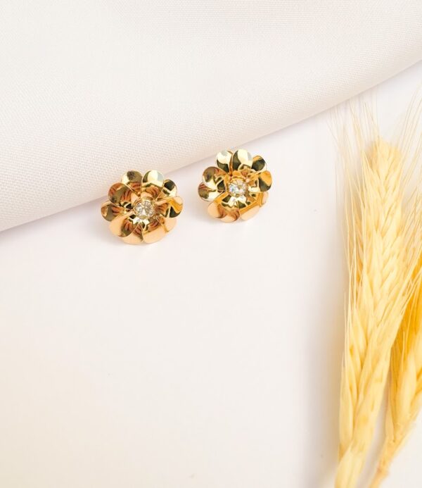Brinco de Flor com Cristal Banho Dourado